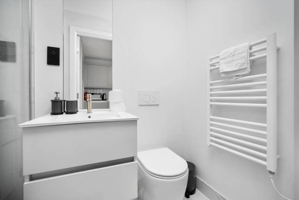 Stylish 2 Bedroom Apartment Close To Everything Birmingham Zewnętrze zdjęcie